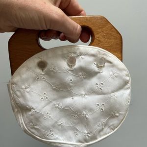 White Eyelet purse with wooden handle, preppy
